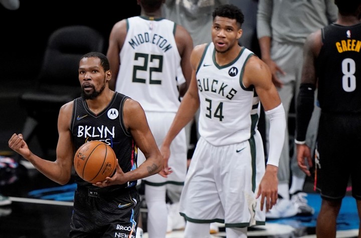 Hviezdny Durant mal priveľkú nohu. Nets vyradil tesný prešľap